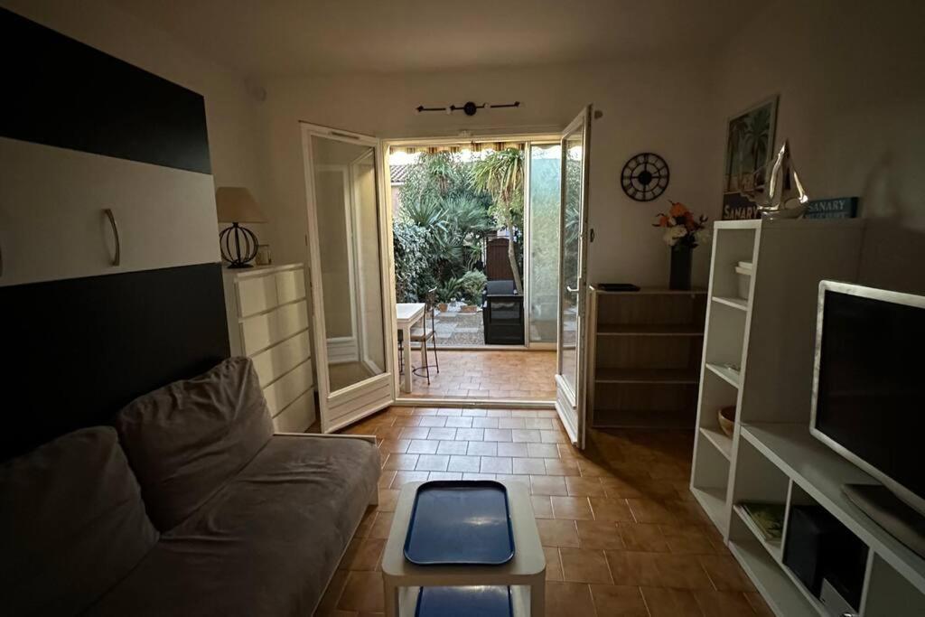 Studio Coin Nuit Ferme 4 Personnes - Les Mas De La Plage Sanary-sur-Mer Exterior photo